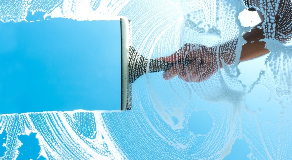 5 Signs It’s Time to Have Your Windows Professionally Cleaned